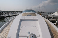 Sound View-bow-3 / 2013 64 Pershing 