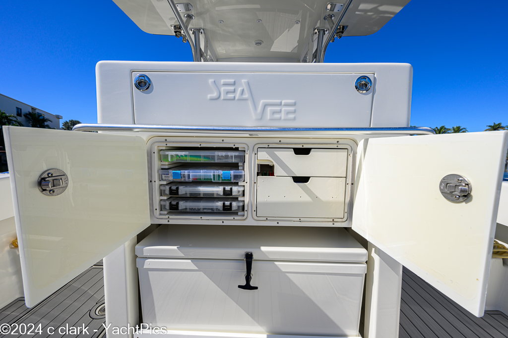 2015 37 Sea Vee Z "Simplified"
