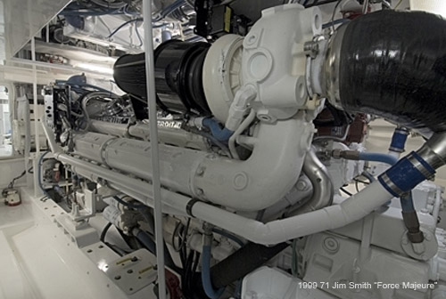engineroom2_starboard_engine