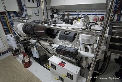 engineroom3_port_engine