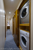 T Mack-laundry / 2012 76 Viking 