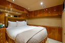 photos/Happy_Fish-starboard_guest_stateroom-1.jpg