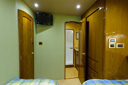 photos/Scooter_starboard_guest_stateroom_2.jpg
