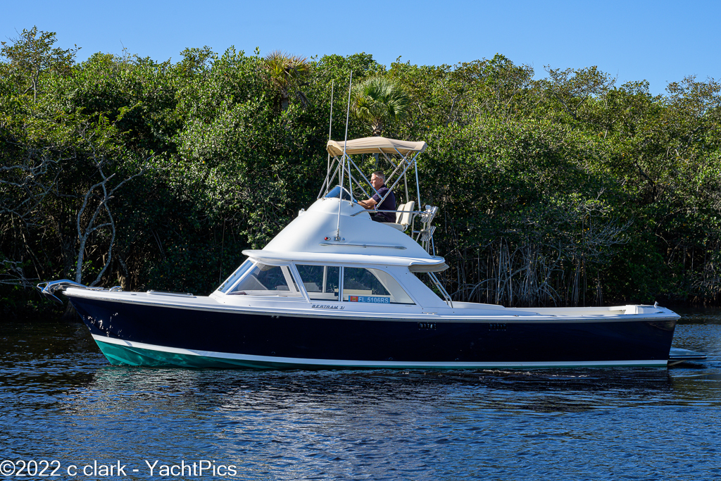 1969 31 Bertram "Floridian"