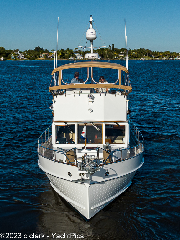 2004 42 Grand Banks Classic "Twilight"