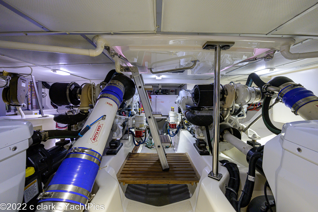 2015 43 Grand Banks "4 Sea Suns"