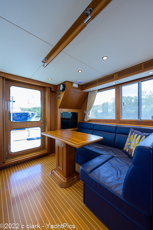 2015 43 Grand Banks "4 Sea Suns"