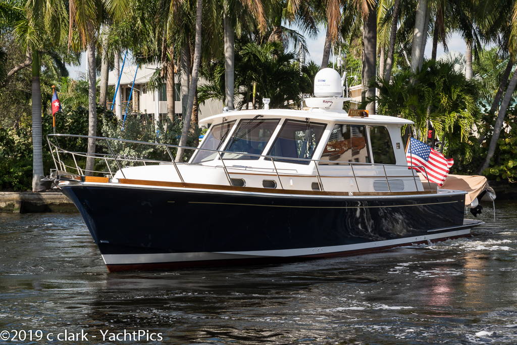 45 Grand Banks Eastbay "Music"