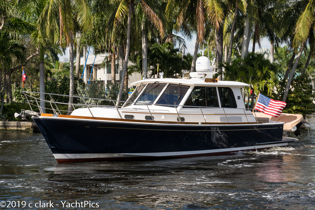 45 Grand Banks Eastbay "Music"