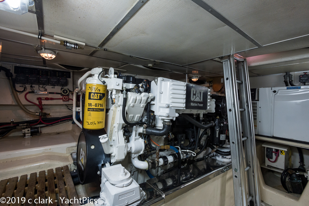 45 Grand Banks Eastbay "Music"