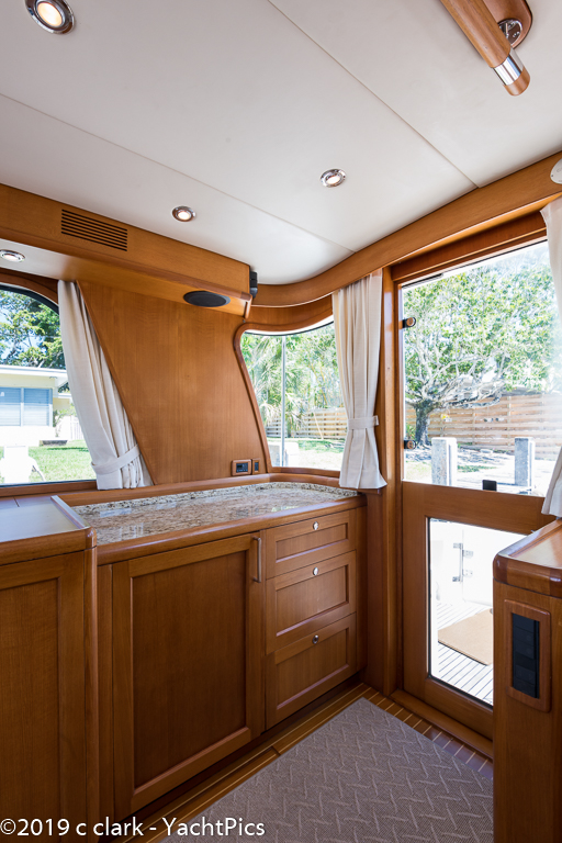 45 Grand Banks Eastbay "Music"