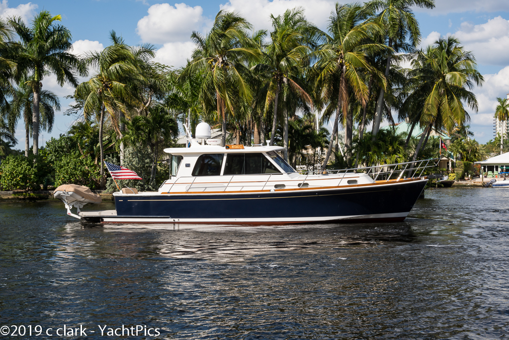 45 Grand Banks Eastbay "Music"