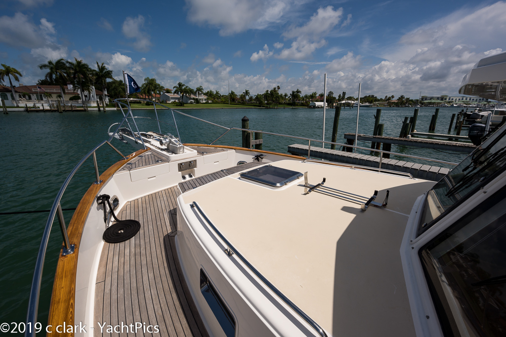 2008 47 Grand Banks Classic "Mary Maria"