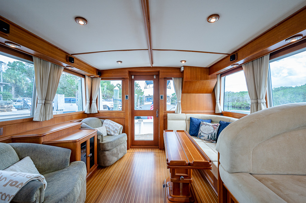 2021 S Robinson YachtPics