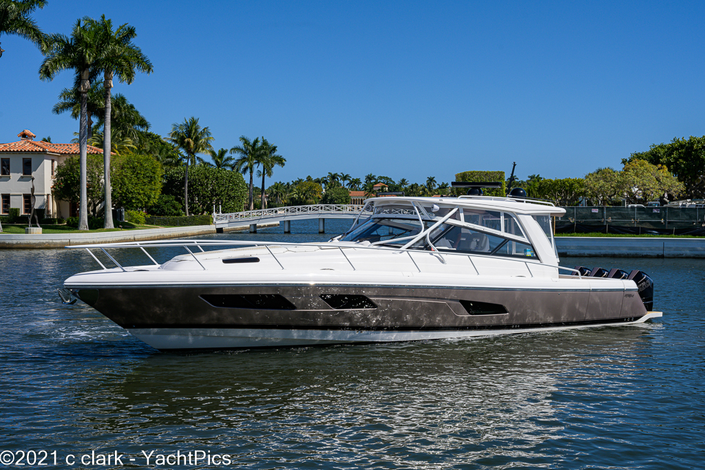 47 Intrepid 477 Evolution "Quidditch V"