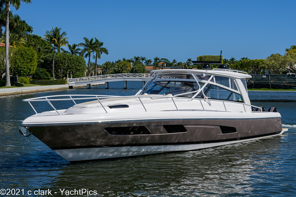 47 Intrepid 477 Evolution "Quidditch V"