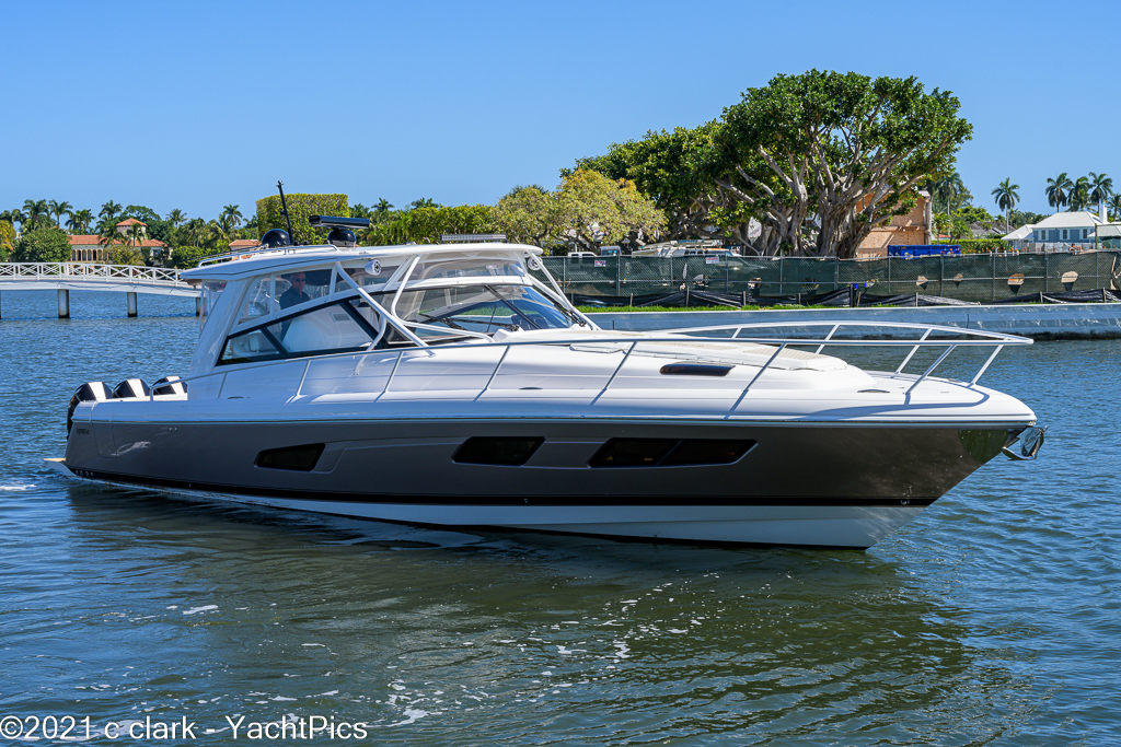 47 Intrepid 477 Evolution "Quidditch V"