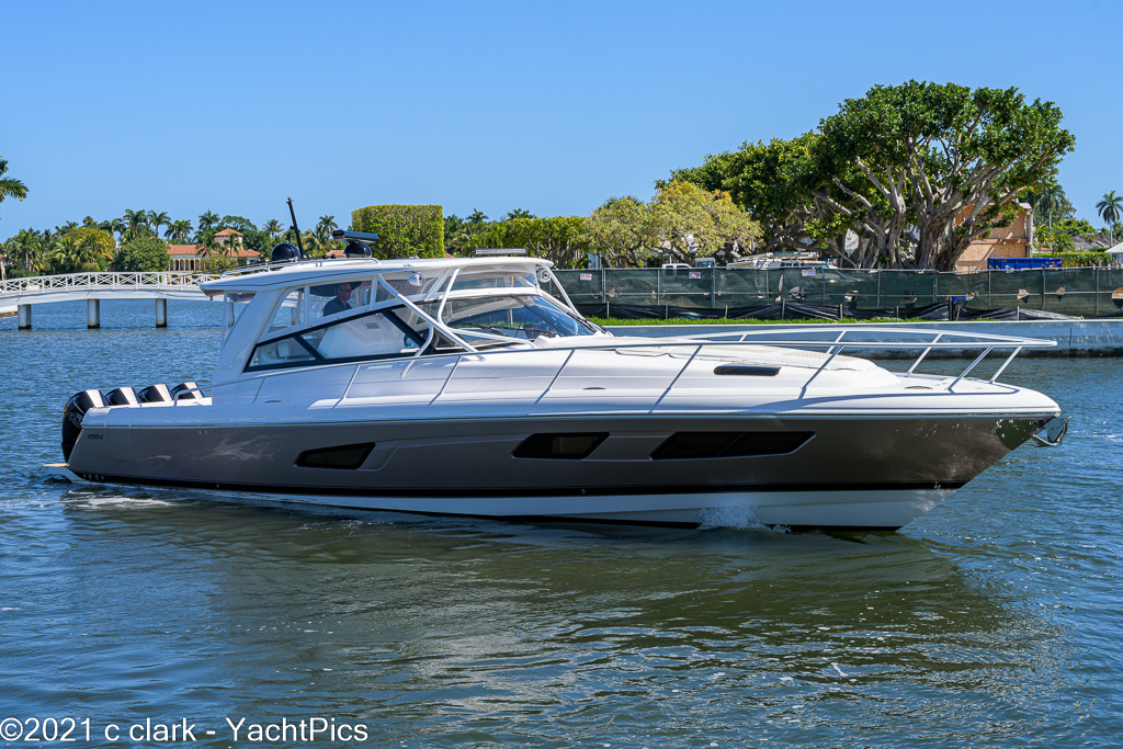 47 Intrepid 477 Evolution "Quidditch V"