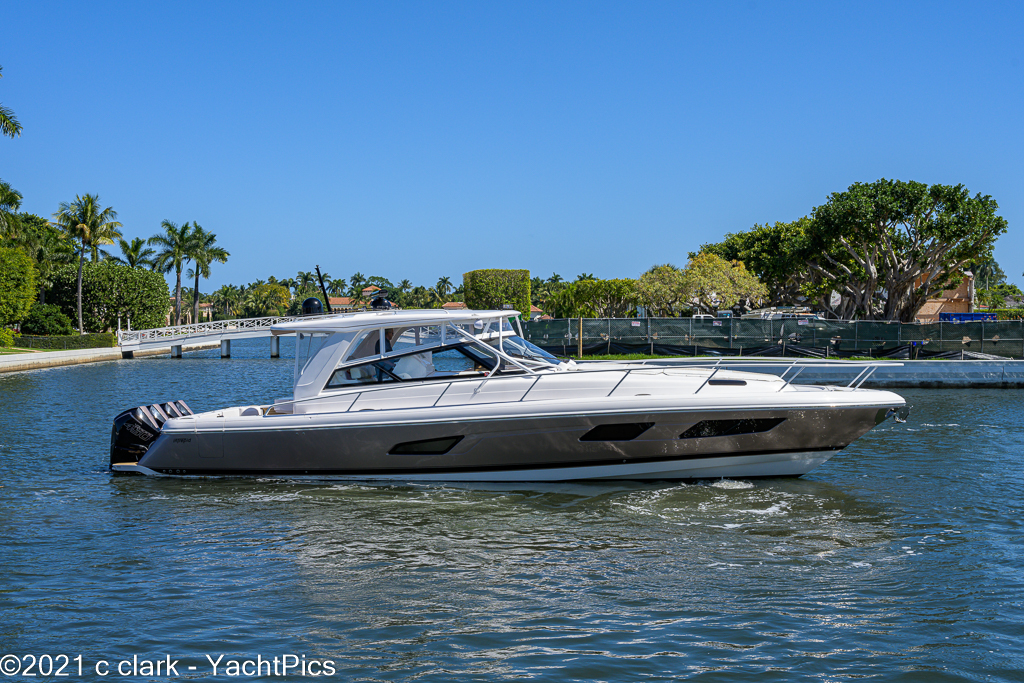 47 Intrepid 477 Evolution "Quidditch V"