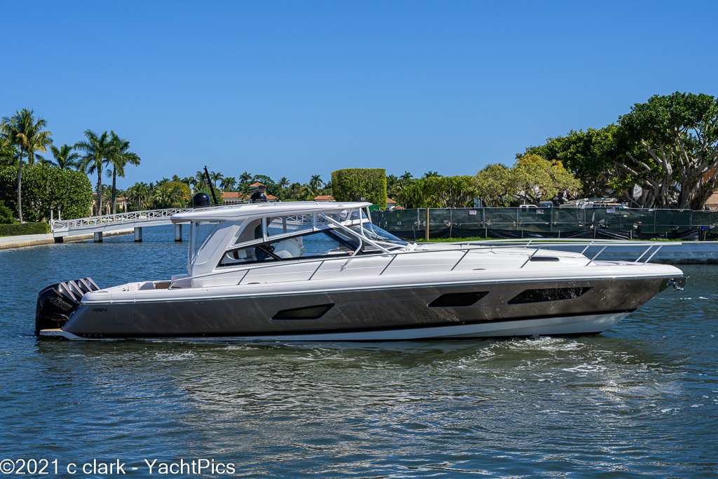 47 Intrepid 477 Evolution "Quidditch V"