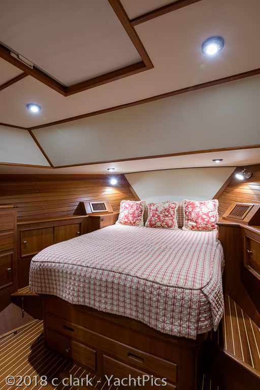 49 Grand Banks Eastbay "Ebbtide"