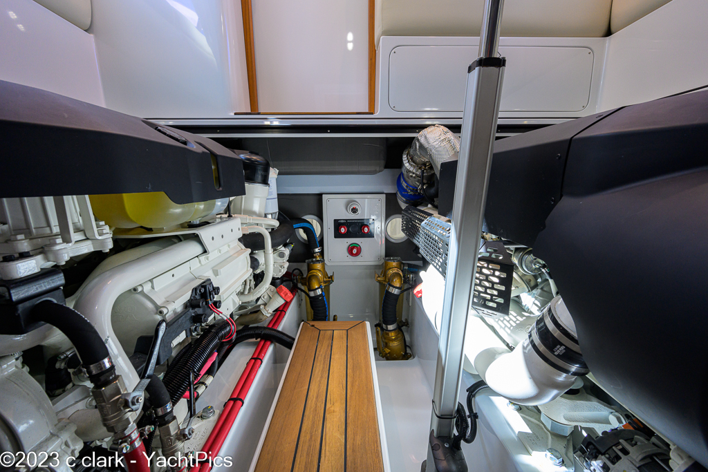 2024 GT 50 Palm Beach Motor Yachts "Destiny"