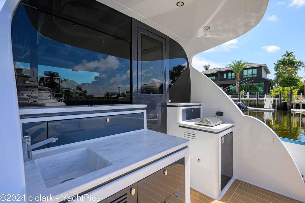 50 Palm Beach Motor Yachts GT50 "Keal Over"