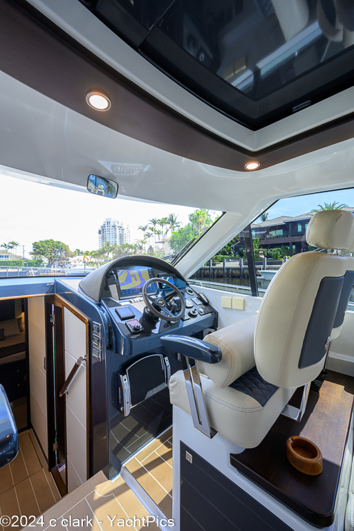 50 Palm Beach Motor Yachts GT50 "Keal Over"