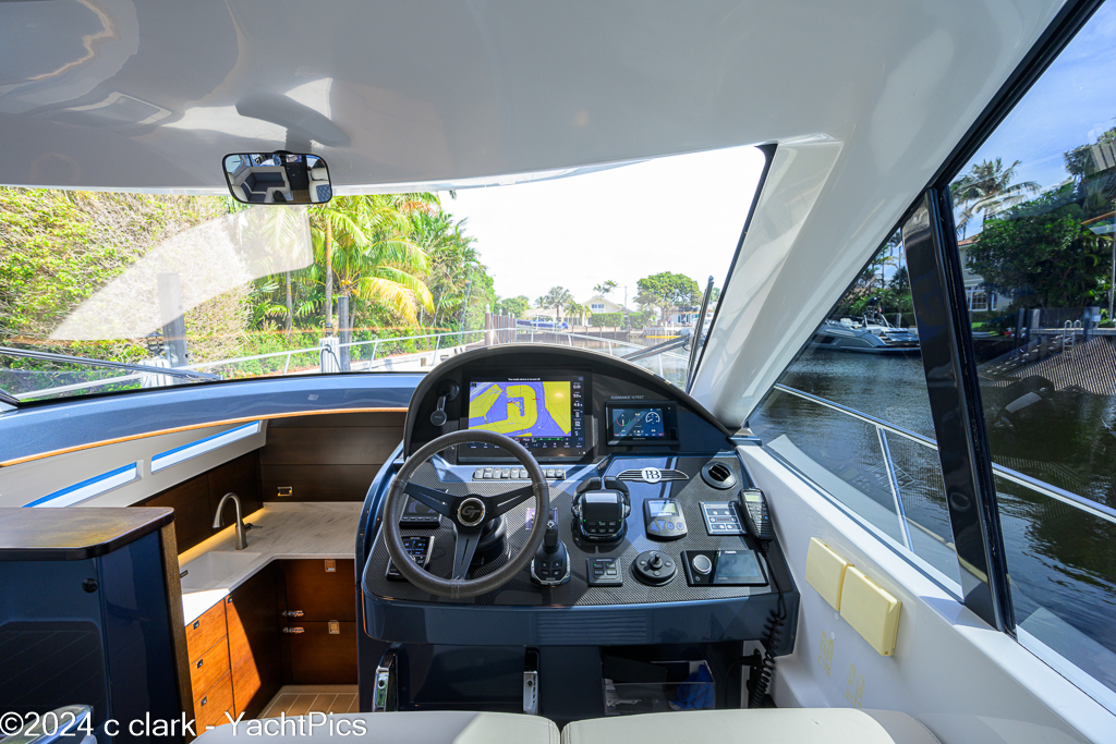 50 Palm Beach Motor Yachts GT50 "Keal Over"