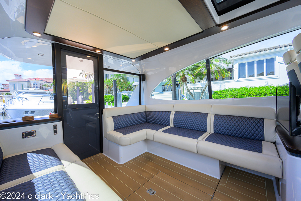 50 Palm Beach Motor Yachts GT50 "Keal Over"