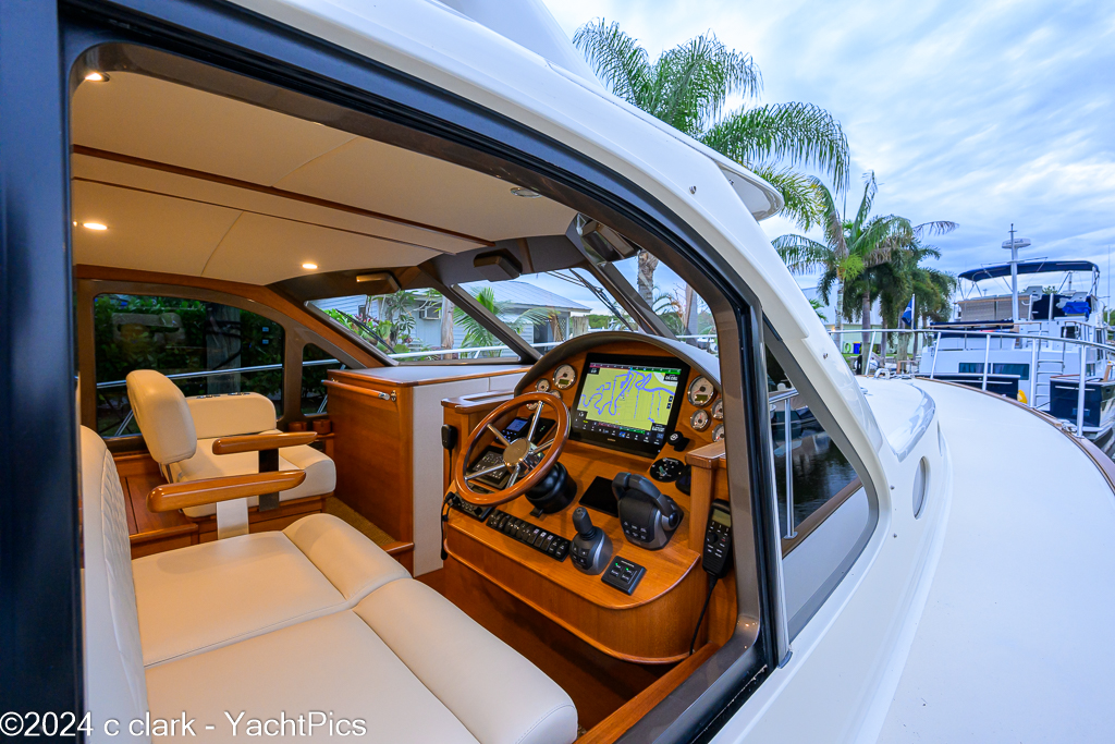 2021 50 Palm Beach Motor Yachts "Mooretime"