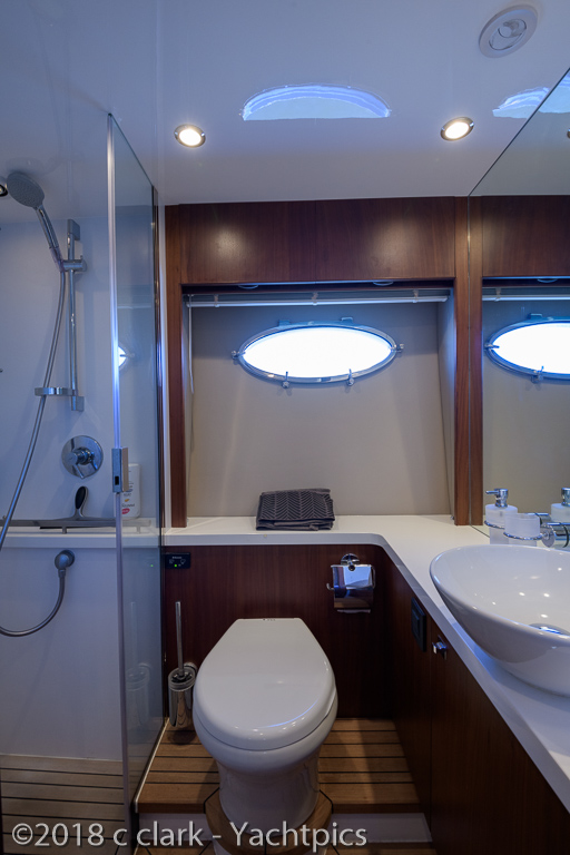 V52 Princess "Can Do V"