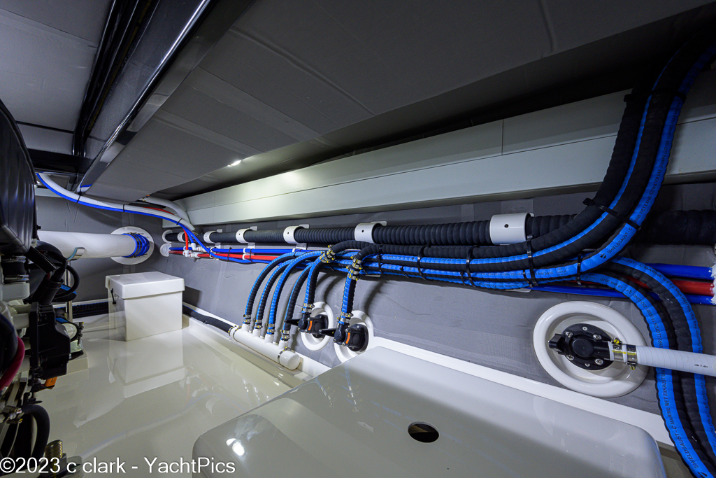 2023 54 Grand Banks 54-08