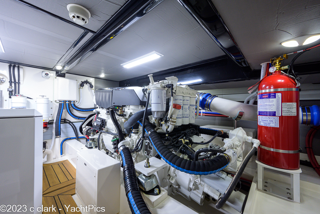 2023 54 Grand Banks 54-08