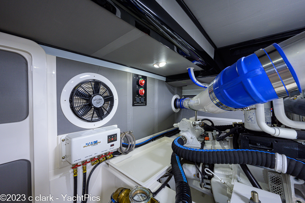 2023 54 Grand Banks 54-08