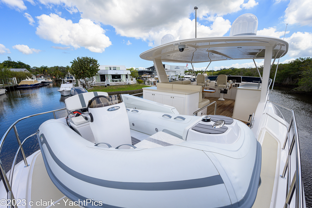 2023 54 Grand Banks 54-08