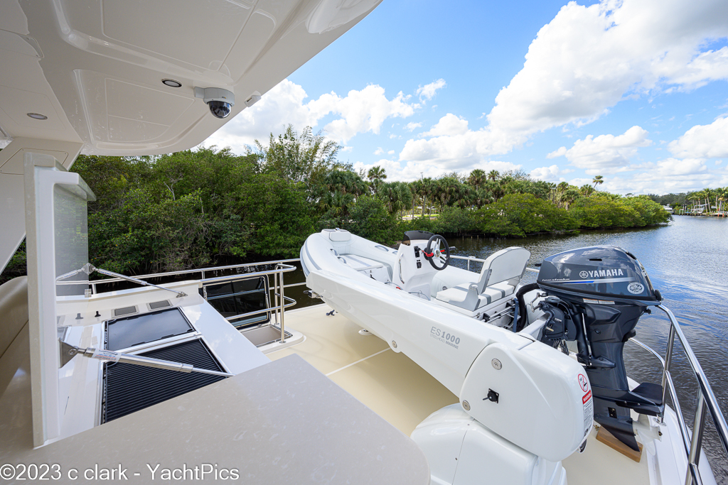 2023 54 Grand Banks 54-08