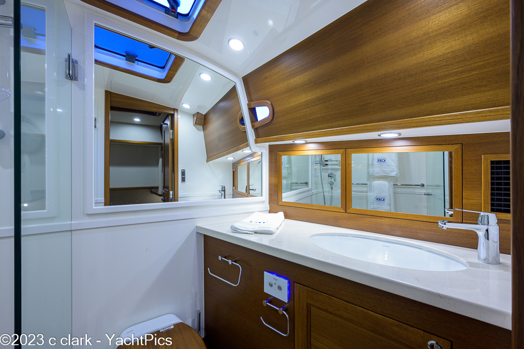 2023 54 Grand Banks 54-08