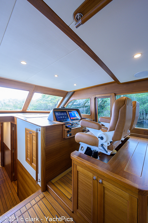 2023 54 Grand Banks 54-08