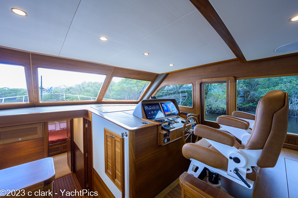 2023 54 Grand Banks 54-08