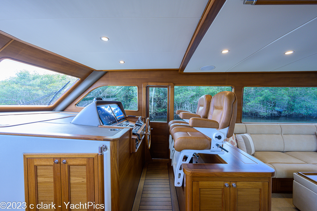 2023 54 Grand Banks 54-08