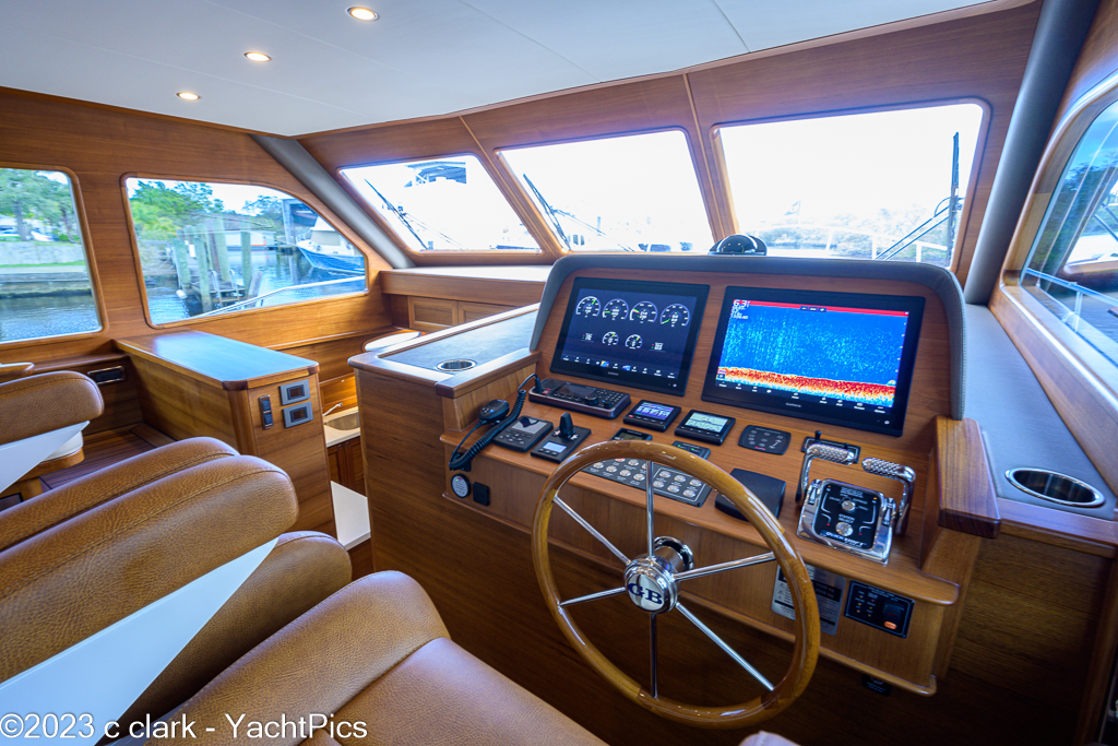 2023 54 Grand Banks 54-08