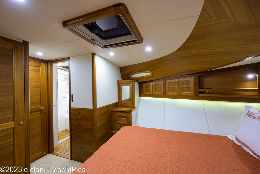 2023 54 Grand Banks 54-08