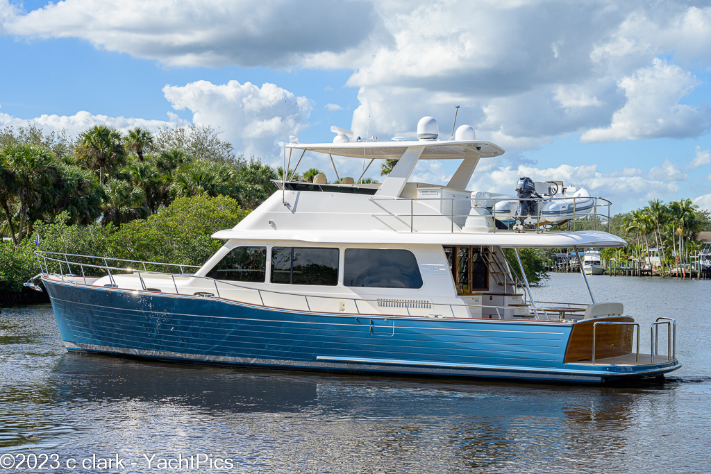 2023 54 Grand Banks 54-08