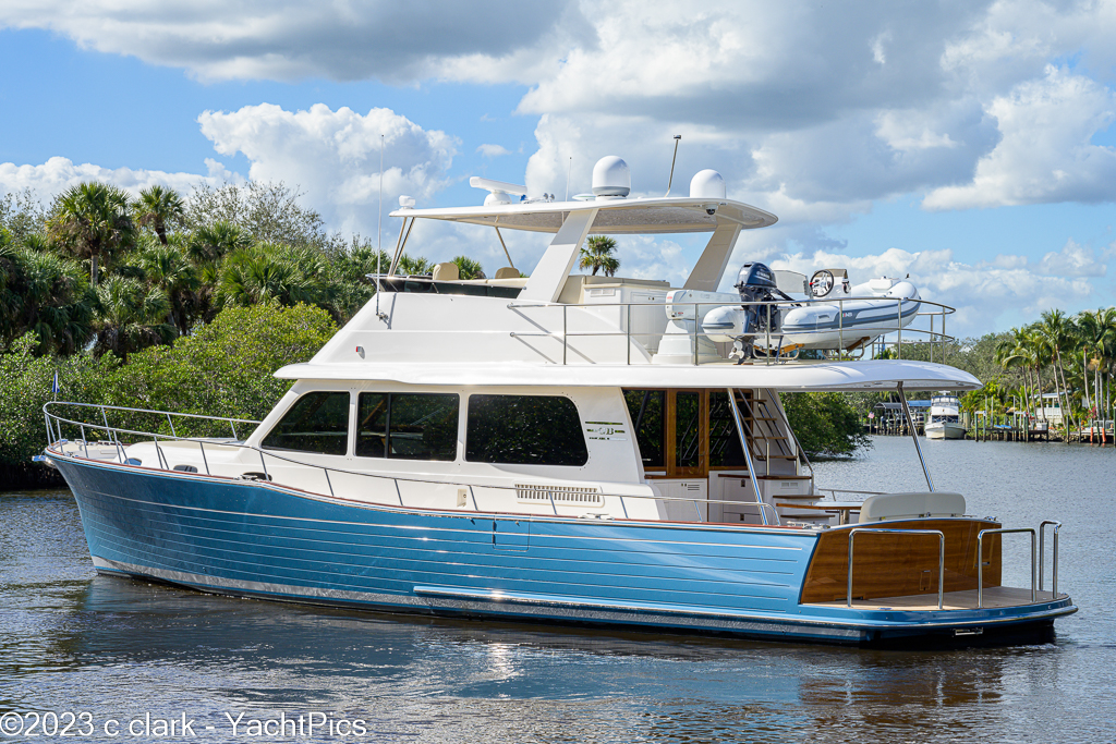 2023 54 Grand Banks 54-08