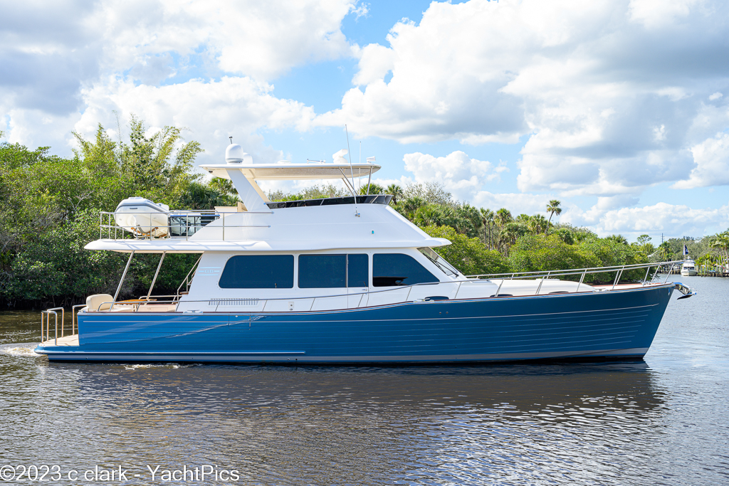 2023 54 Grand Banks 54-08