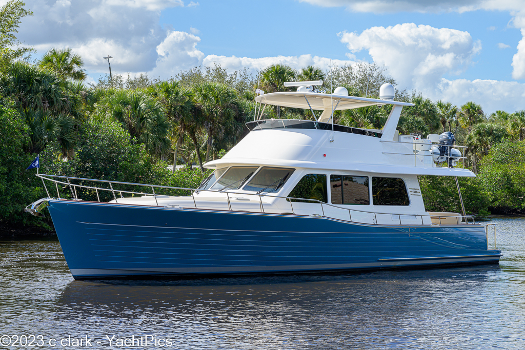 2023 54 Grand Banks 54-08