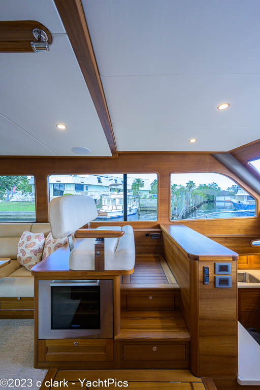 2023 54 Grand Banks 54-08