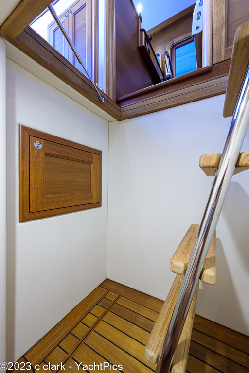 2023 54 Grand Banks 54-08