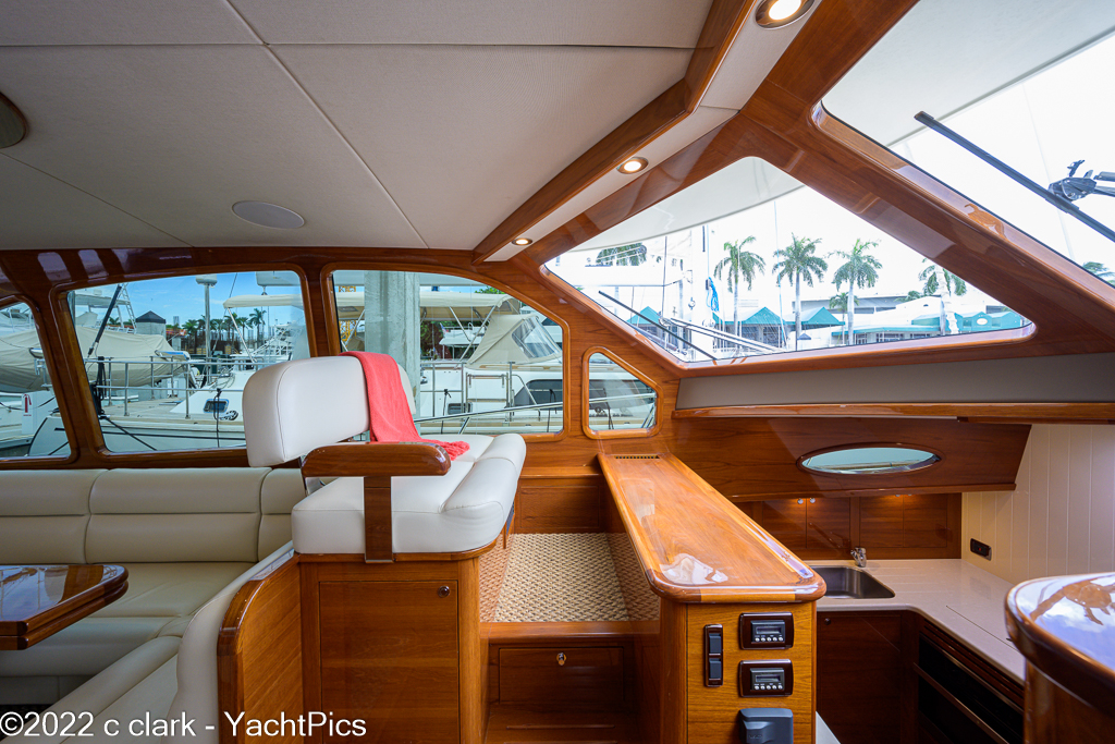 55 Palm Beach Motor Yachts "Margaritaville"